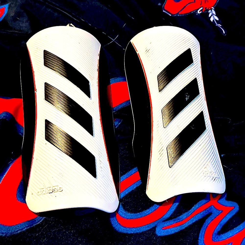 Adidas shinguards